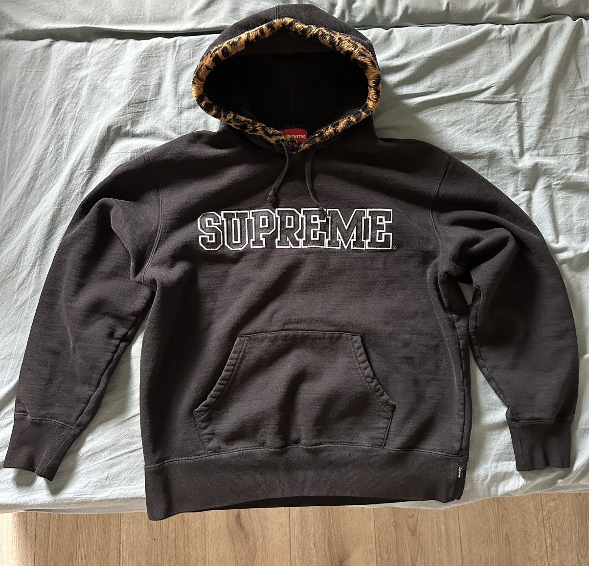 Supreme Leopard Trim Hooded Sweatshirt 21aw/Leopard Trim Hooded