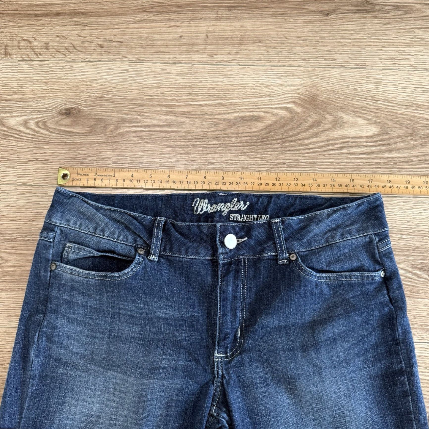 Wrangler VINTAGE Wrangler Straight Leg Jeans Women’s Size 15x32 Blue Cotton Blend Juniors Size 36" / US 14 / IT 50 - 4 Thumbnail
