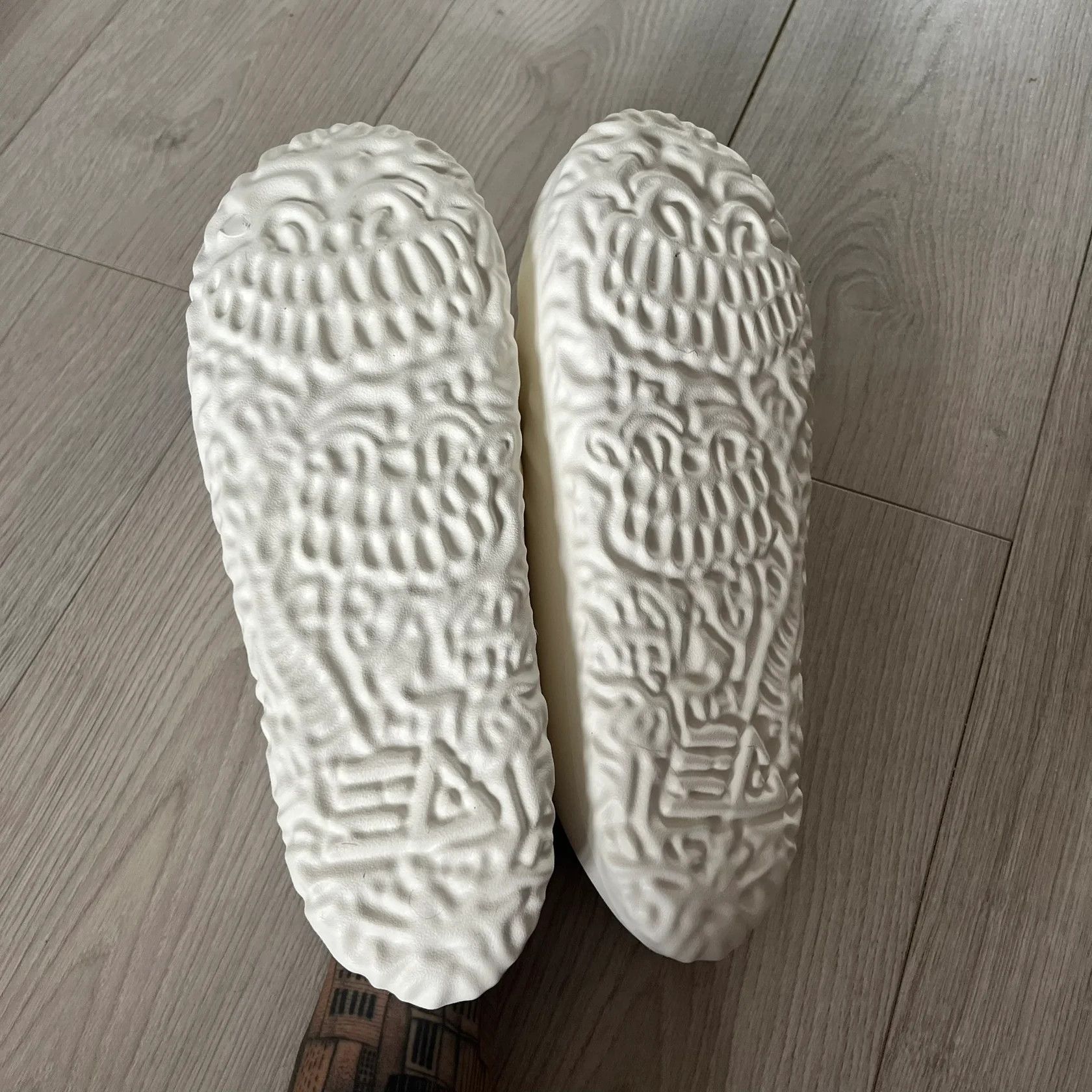 Other UK Slawn Shapes Snow Stompaz Sliders X-Large Size US 13 / EU 46 - 4 Thumbnail