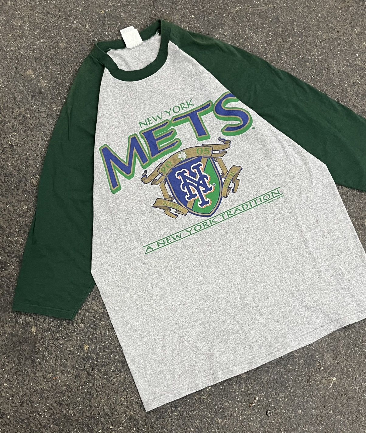 Vintage NY Mets vintage 3/4 sleeve shirt rare ST Patrick’s promo Size US L / EU 52-54 / 3 - 1 Thumbnail