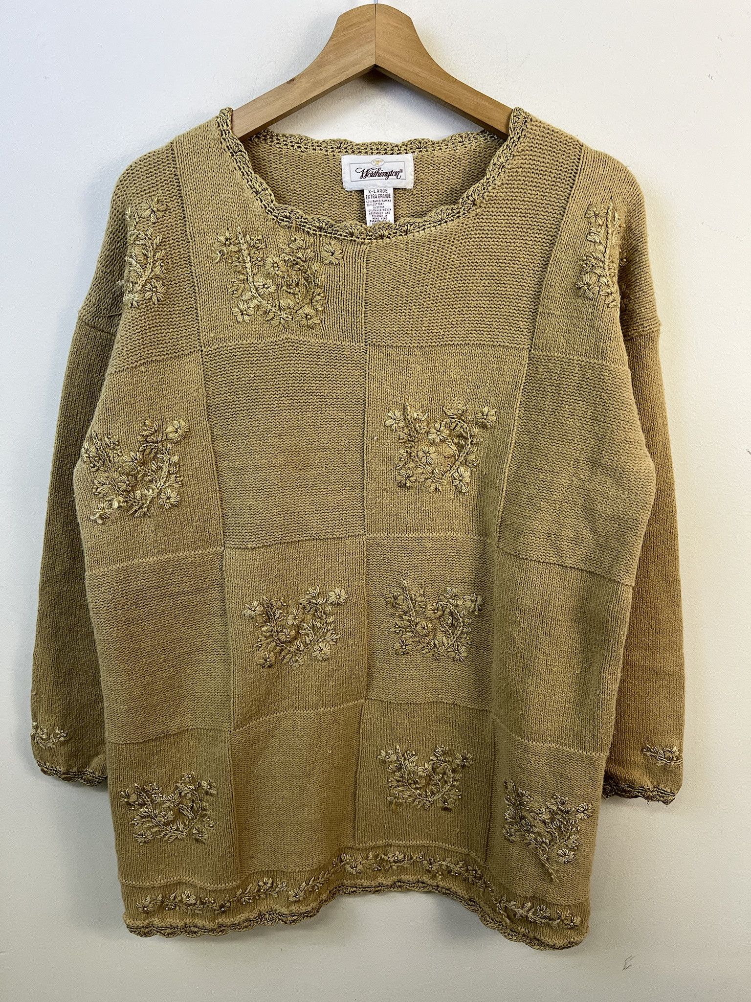 Vintage Vintage Knit Sweater 1990s Thick Knit Worthington Gold Wreath Knit Sweater Size M Size US M / EU 48-50 / 2 - 1 Thumbnail