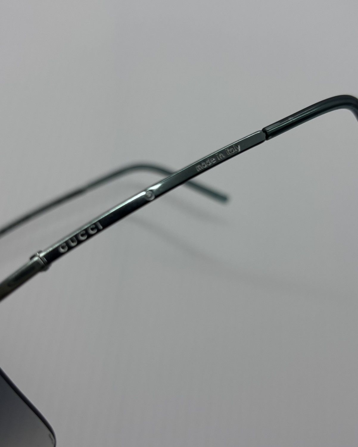Gucci Aw2000 Gucci Tom Ford Rimless Rhinestones Shield Sunglasses Size ONE SIZE - 10 Thumbnail