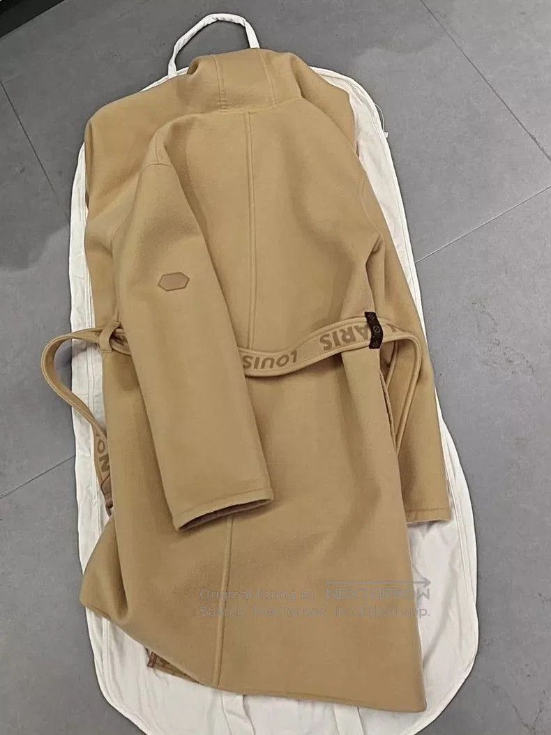 Louis Vuitton LV Beige Monogram Logo Belted Coat. Size US XL / EU 56 / 4 - 2 Thumbnail