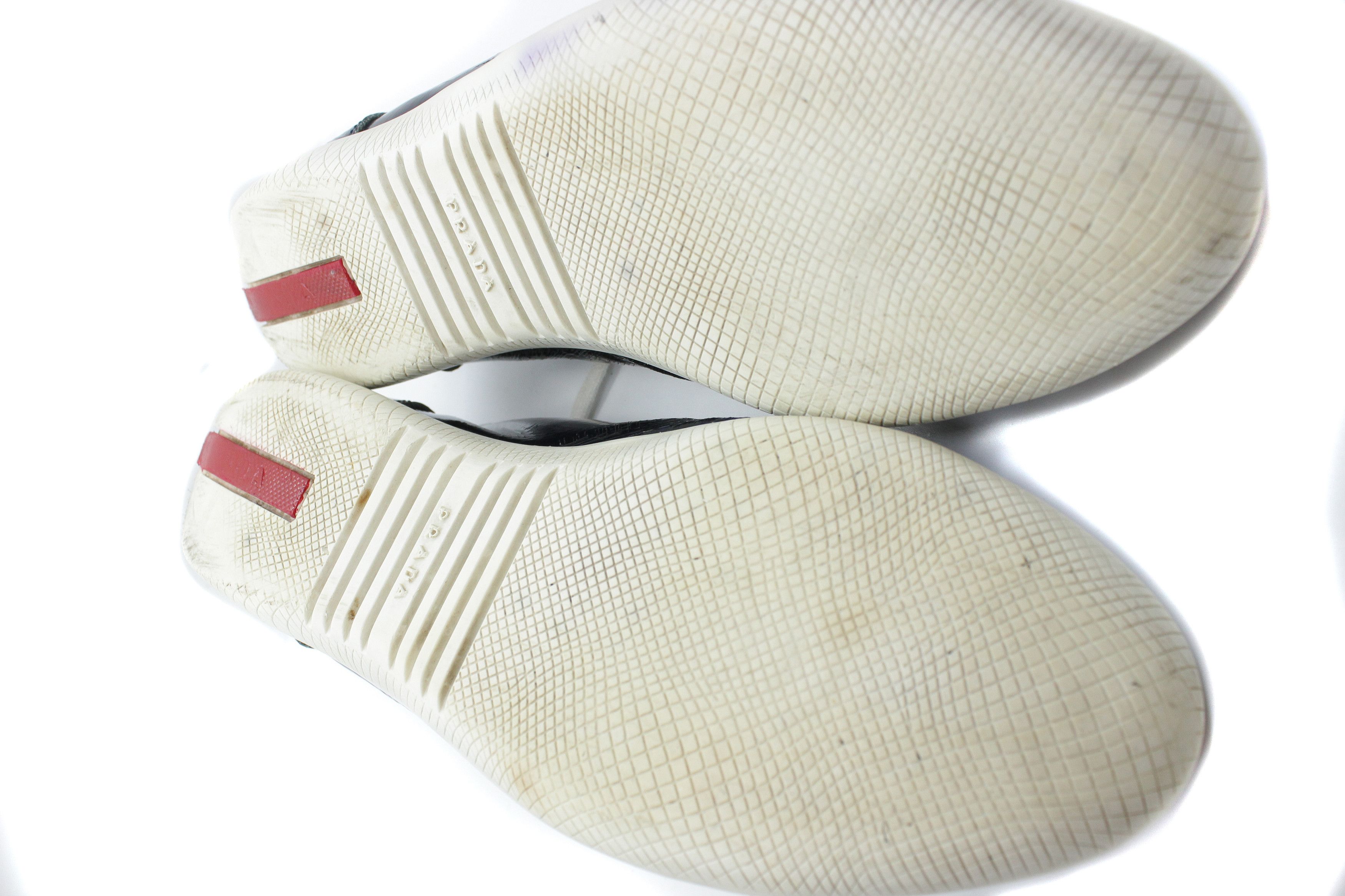 Prada 00S Logo Patent Leather Low Sneakers Vintage Size US 7 / IT 37 - 6 Thumbnail