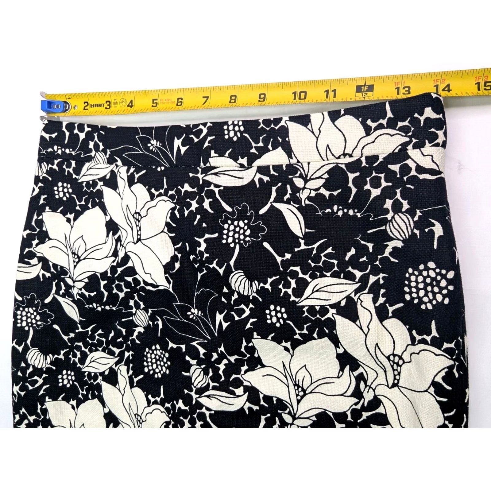 J.Crew VINTAGE J.CREW The Pencil Skirt Women 00 Floral White Cotton B8203 (Rearranged) Size 24" / US 00 / IT 34 - 5 Thumbnail