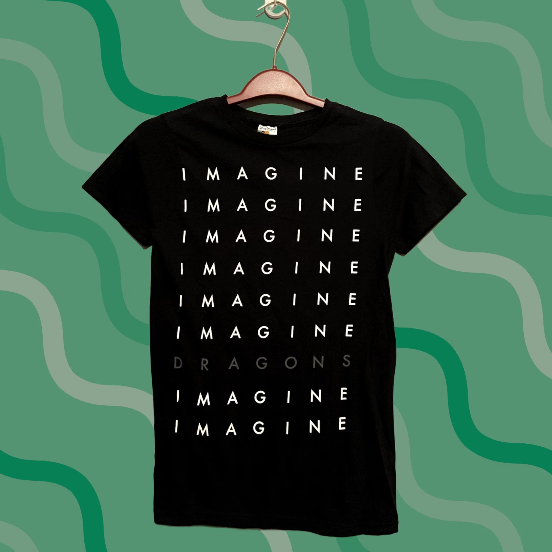 Vintage Imagine Dragons Concert Tee Bay Island Sportswear T-Shirt S Black Unisex Adults Short Sleeve Logo Double-Sided Music Rock Band Concert (D377) Size US S / EU 44-46 / 1 - 1 Thumbnail
