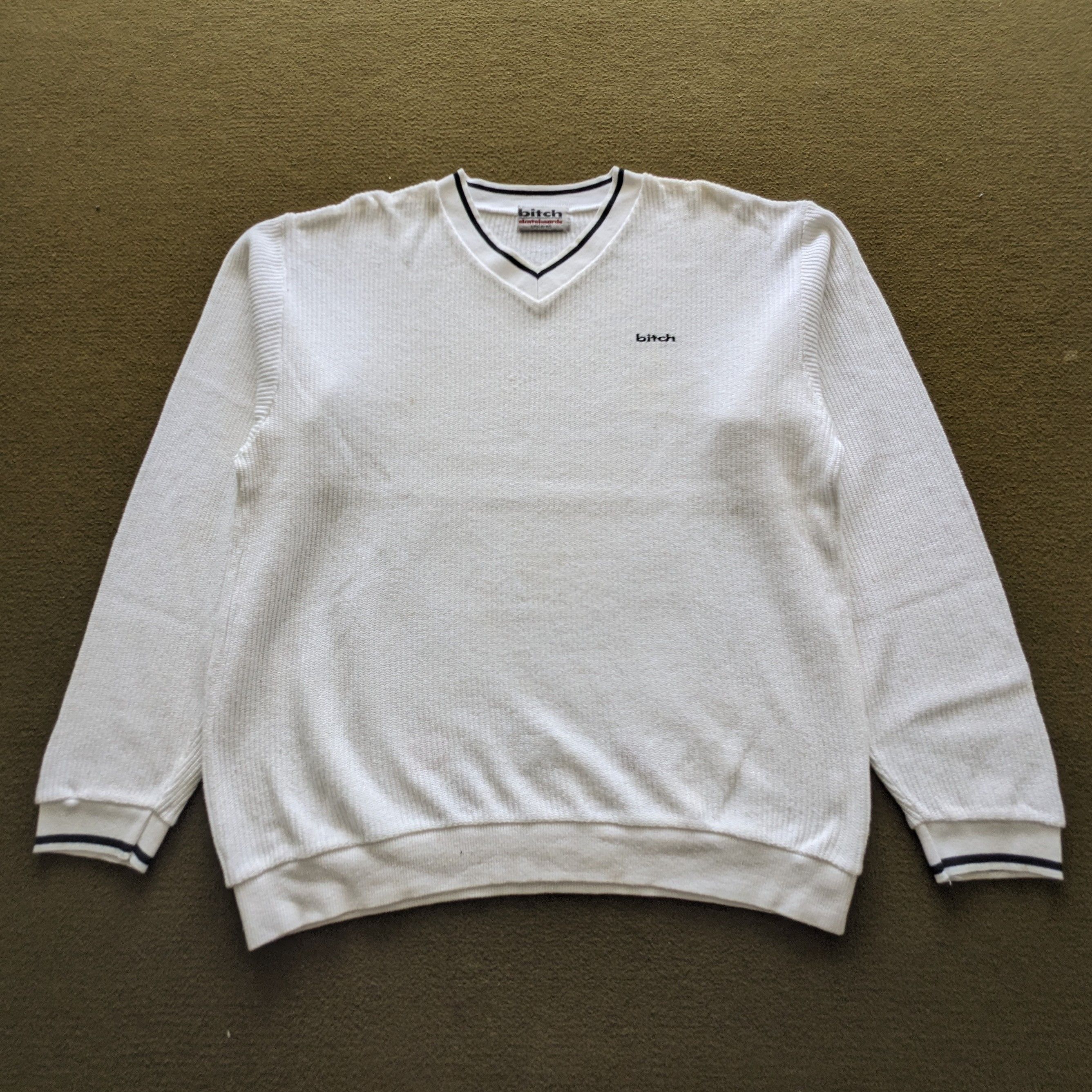 Vintage Vintage BITCH SKATEBOARD Style Sweatshirt Size US L / EU 52-54 / 3 - 1 Thumbnail