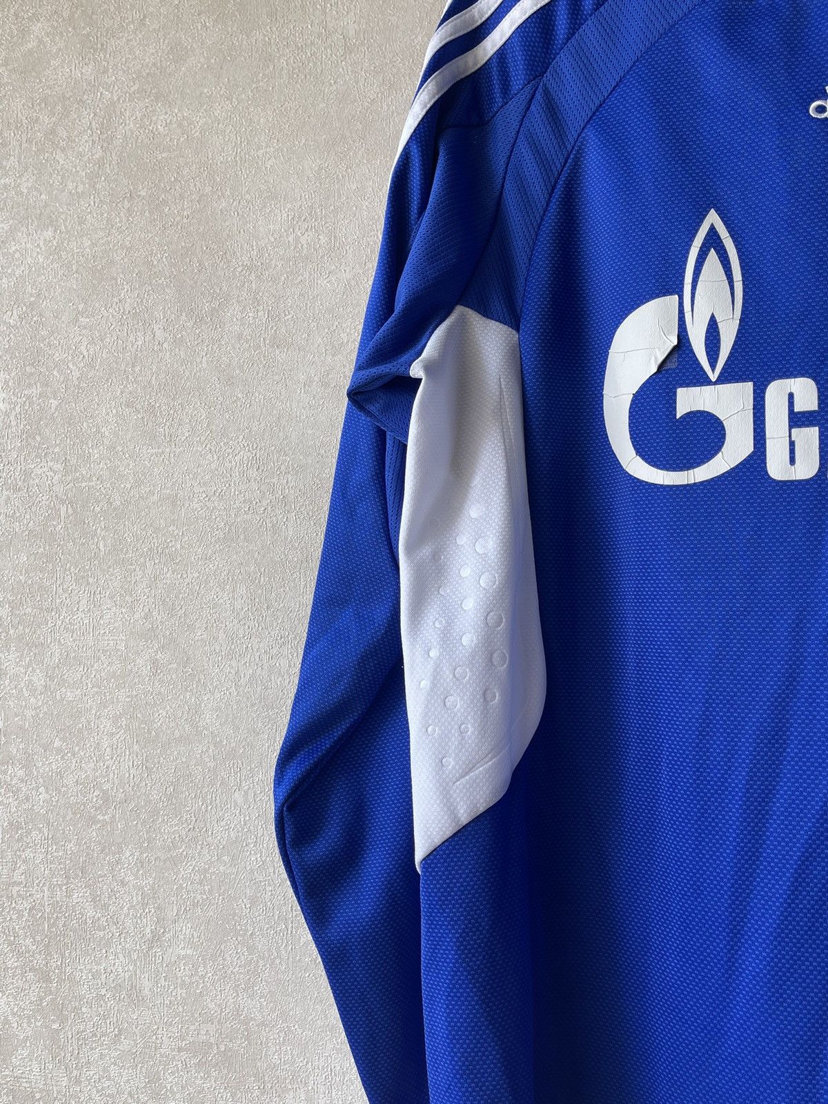 Adidas Vintage ADIDAS FC Schalke 04 Gazprom Jersey Long Sleeve Size US XL / EU 56 / 4 - 11 Thumbnail