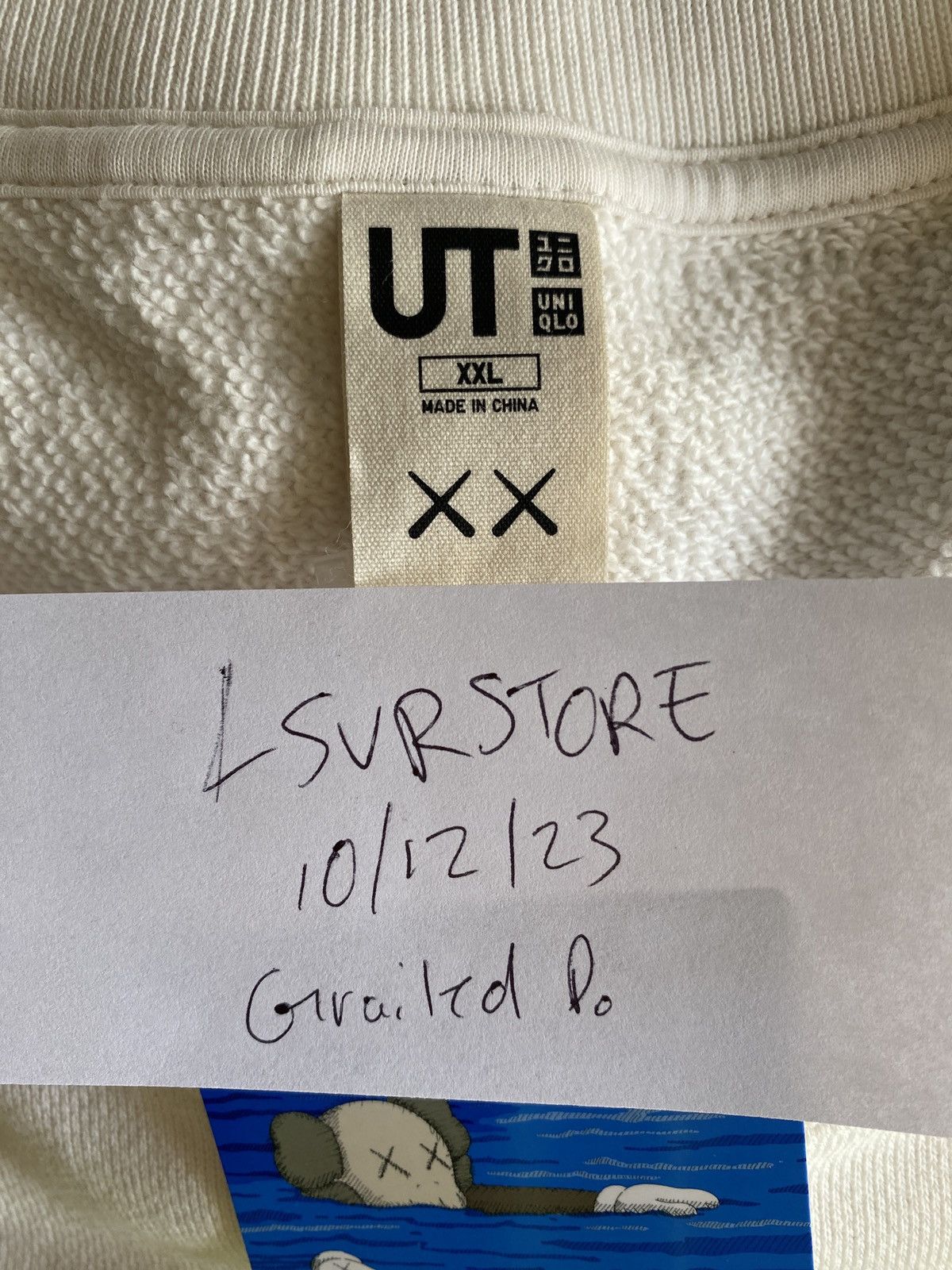 Kaws × Uniqlo Kaws x Uniqlo Companion 01 Off White Crewneck XXL Rare Size* Size US XXL / EU 58 / 5 - 5 Thumbnail