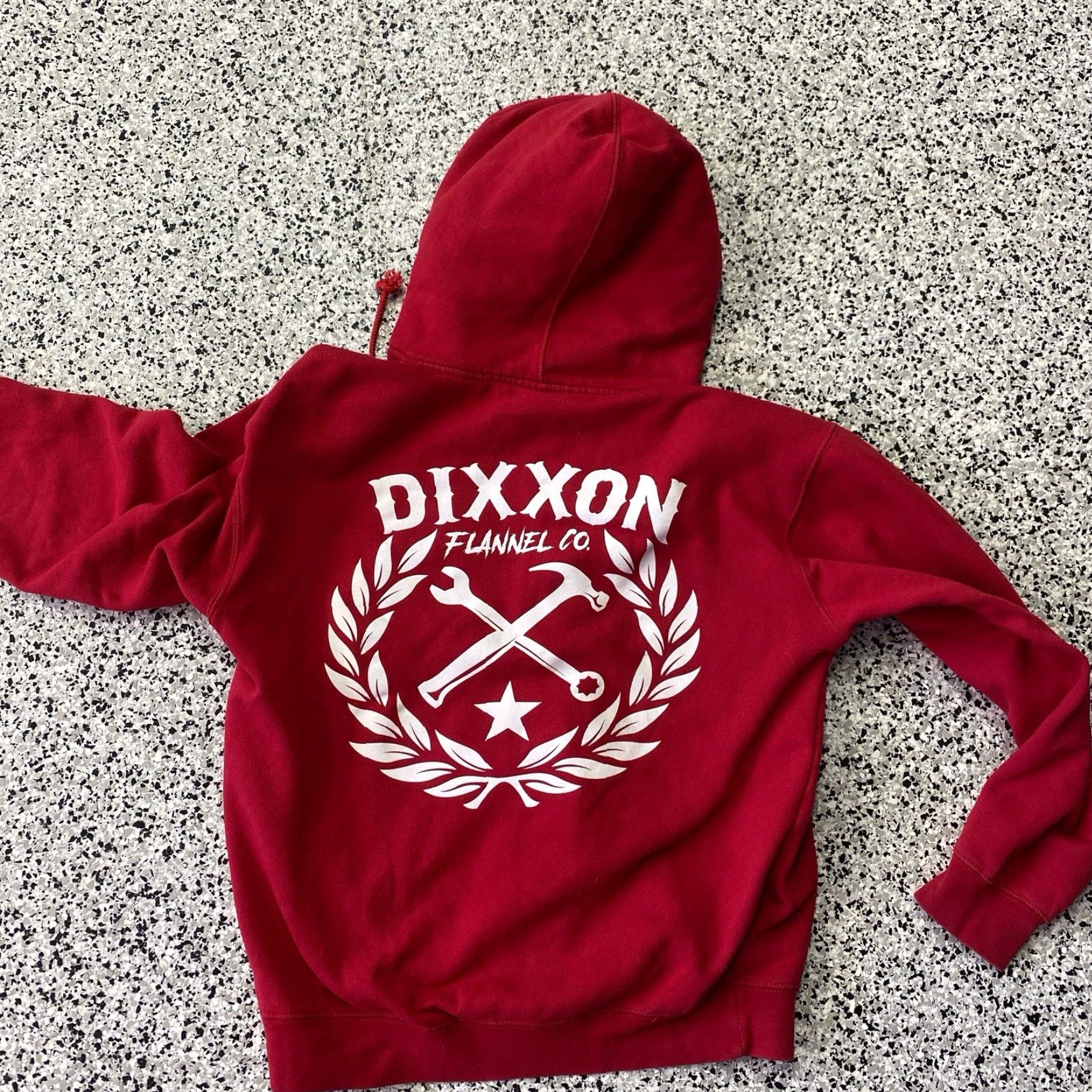 CO Dixxon Flannel Co Men Zip Up Hoodie Medium Red Full Zip Hooded Pockets Cotton Polyester Mens Regular Outdoor Vintage: No? Size US M / EU 48-50 / 2 - 6 Thumbnail