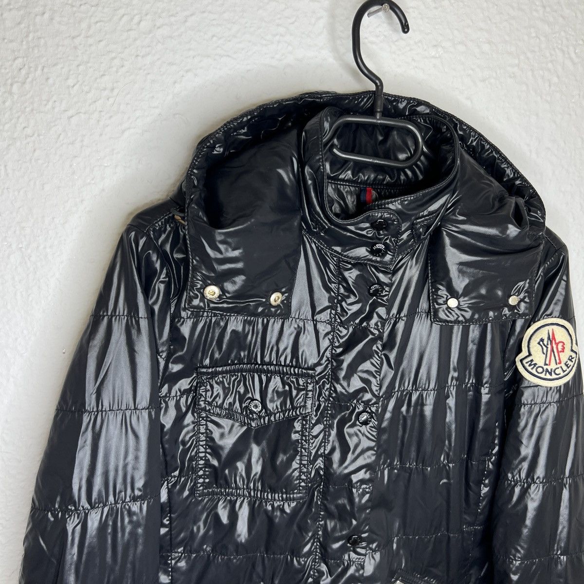 Moncler Moncler Shiny Nylon Black Jacket Big Badge Patch Logo Size M / US 6-8 / IT 42-44 - 4 Thumbnail