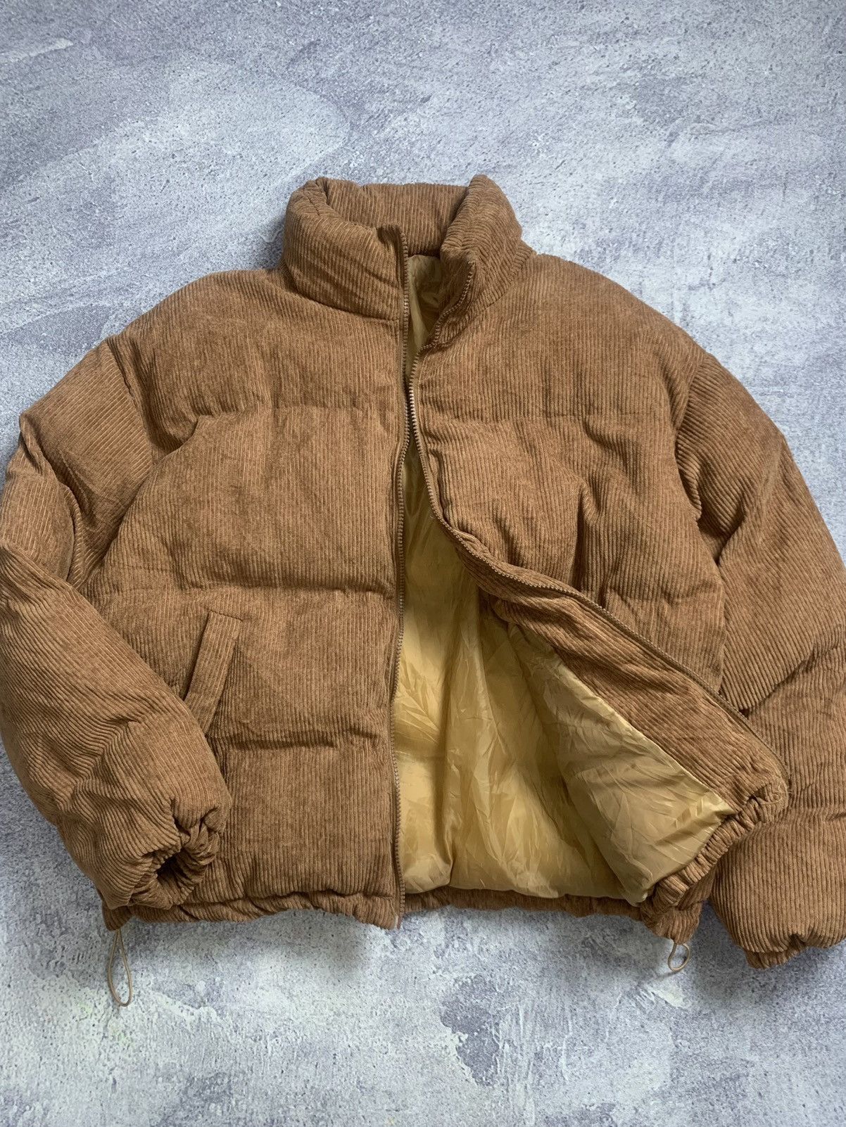 Vintage Vintage Corduroy Brown 'Blank' Down Jacket Size US S / EU 44-46 / 1 - 4 Thumbnail