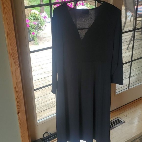 Designer BCBG Paris Vneck Cross Bodice Black 3/4 Sleeve Sz. XL Dress Size XL / US 12-14 / IT 48-50 - 7 Thumbnail