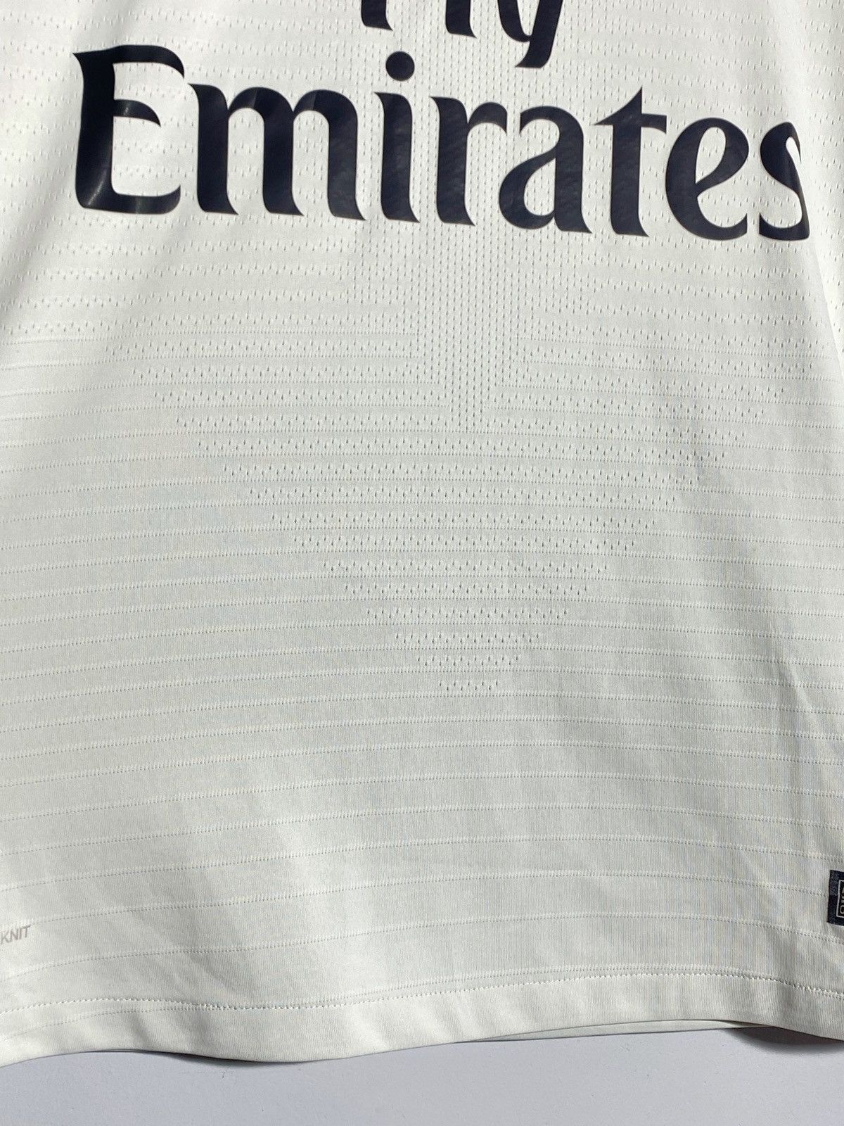 Nike Nike Vaporknit PSG Paris Saint Germain 2018/19 Away Jersey Size US S / EU 44-46 / 1 - 13 Thumbnail