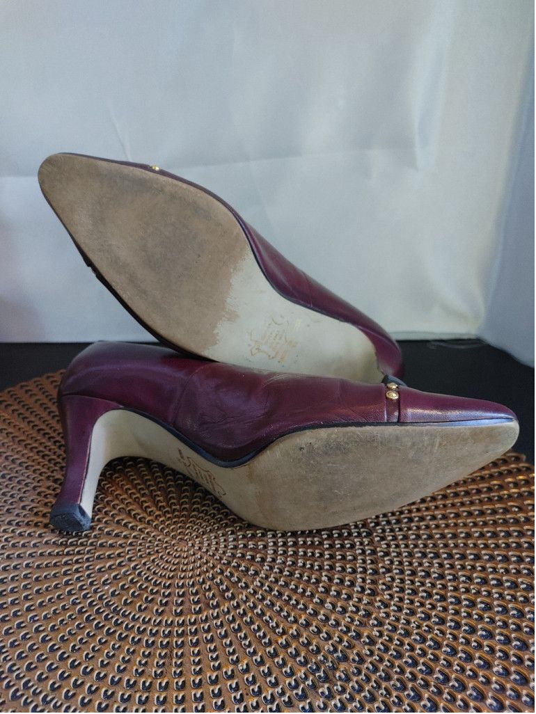 Other Investments Leather Heels Size 37.5 Size US 7 / IT 37 - 6 Thumbnail
