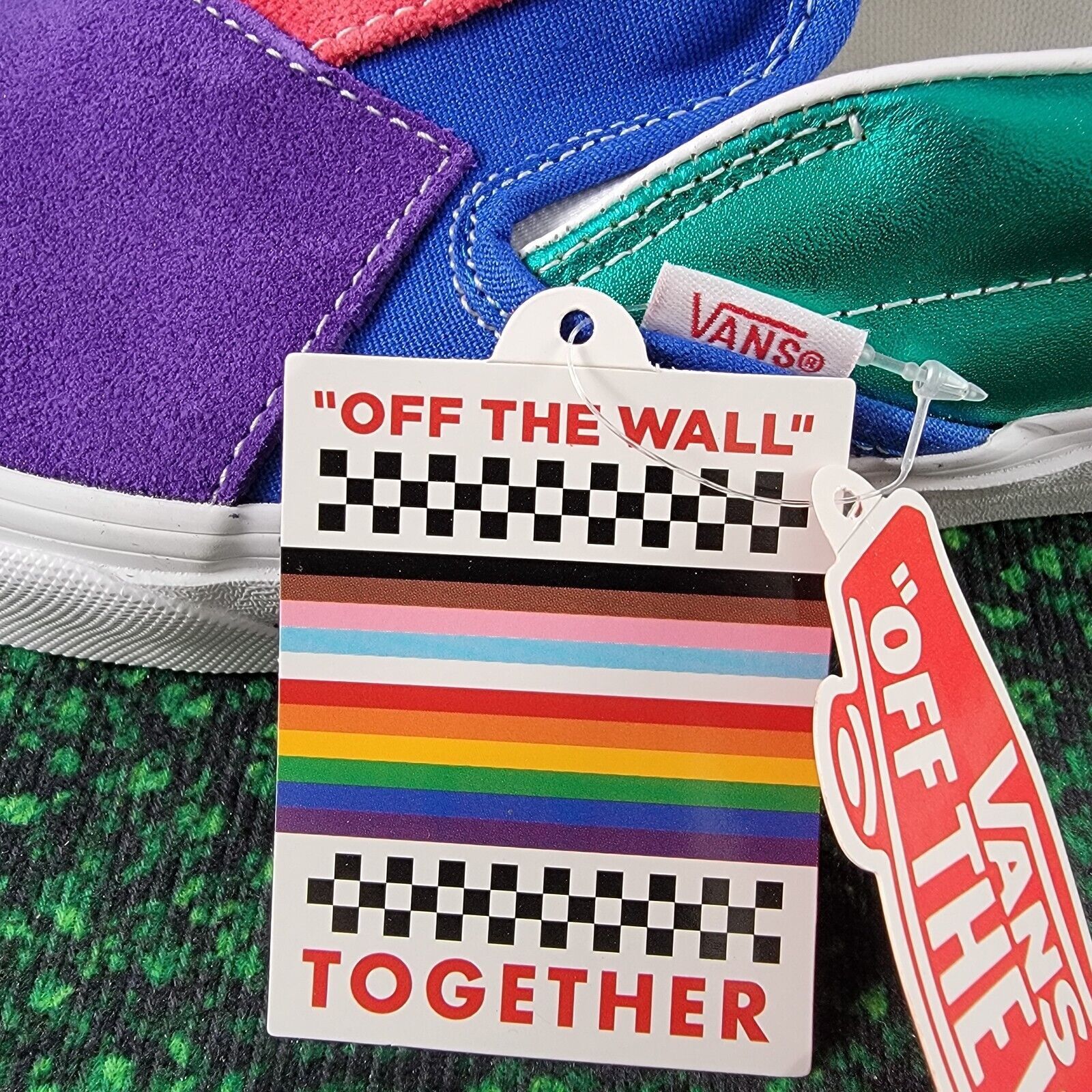 Vans VANS Classic Slip-On Pride (Patchwork) Men Sz 7 Women Sz 8.5 Size US 7 / EU 40 - 11 Thumbnail