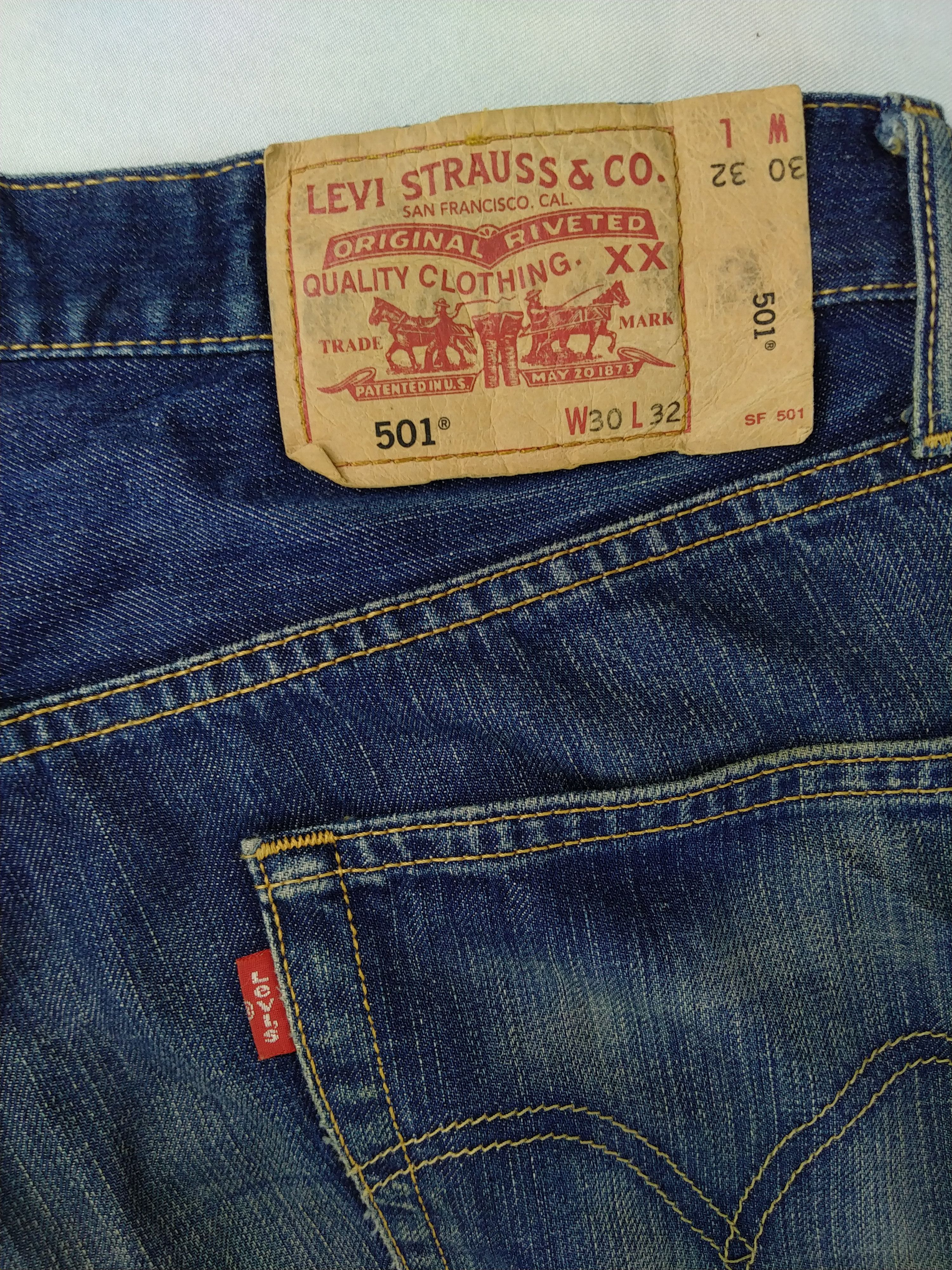 Dirty Distressed Vintage Levi's 501 Whisker Denim -JN656