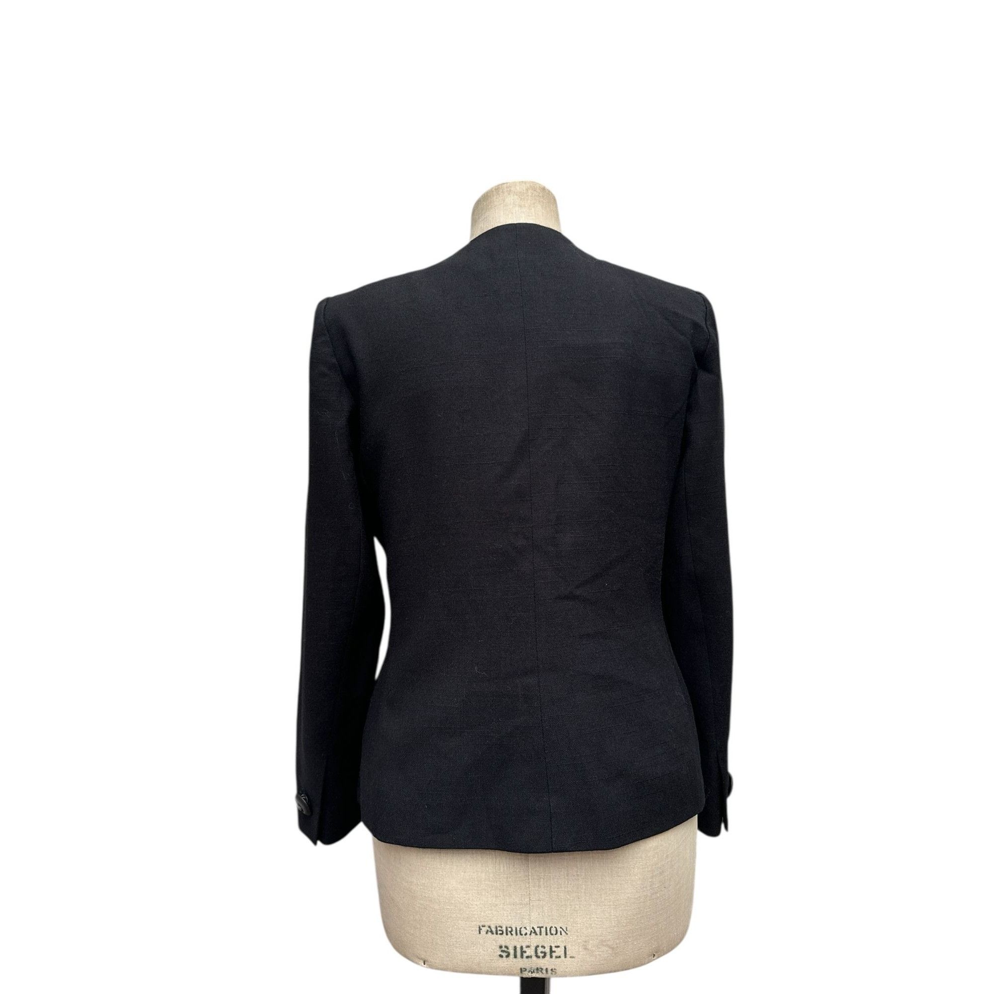 Yves Saint Laurent Vintage Black Wool Blazer with Embroidered Lapel Details Size M / US 6-8 / IT 42-44 - 4 Thumbnail