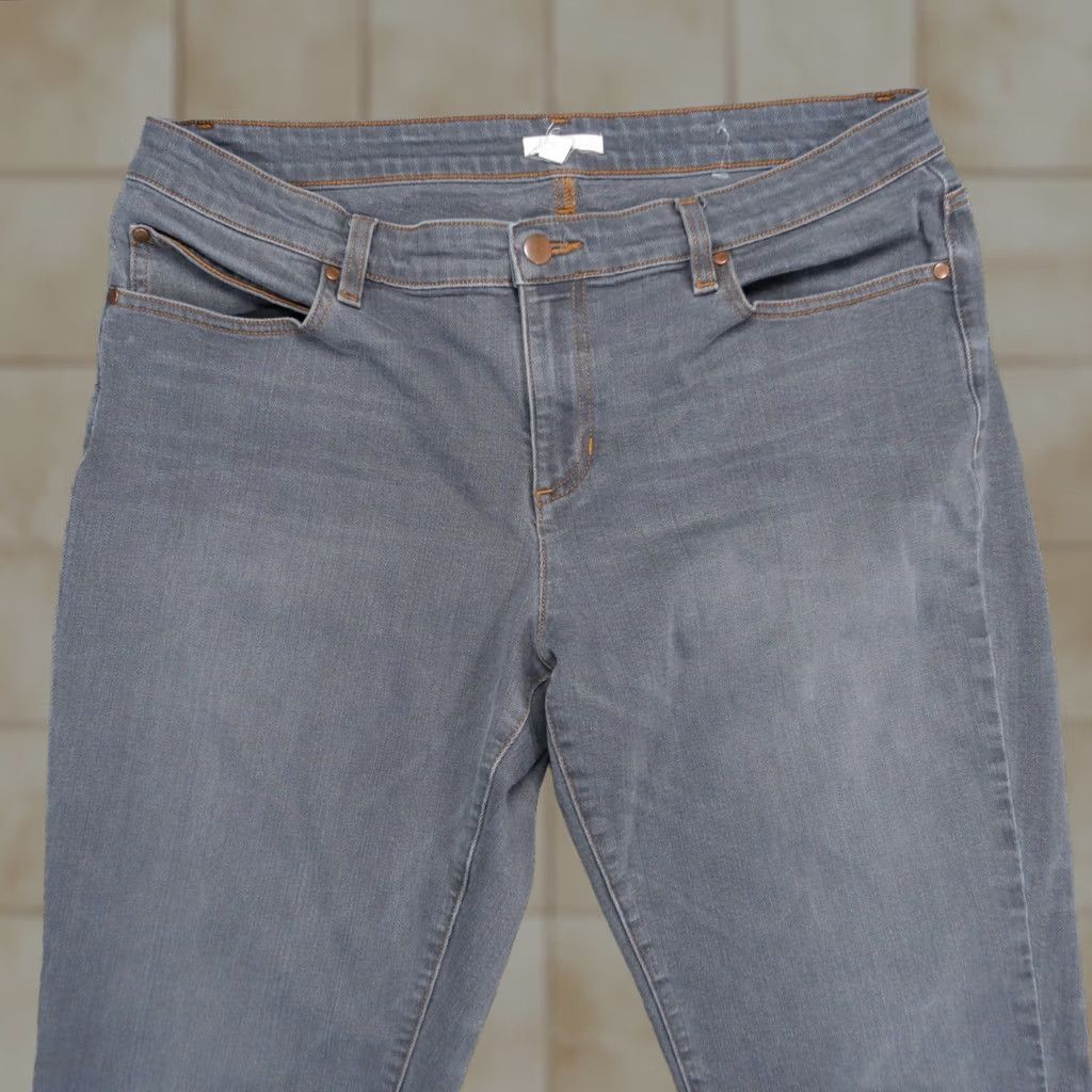 Eileen Fisher VINTAGE Eileen Fisher Jeans Womens 14 Gray Organic Cotton Straight Leg Crop 35x27 Size 36" / US 14 / IT 50 - 1 Thumbnail