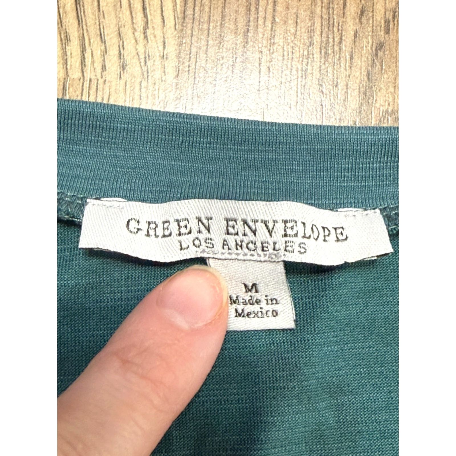 Vintage Green Envelope Shirt Women Medium Green Short Sleeve Casual Basic Tee Size M / US 6-8 / IT 42-44 - 7 Thumbnail