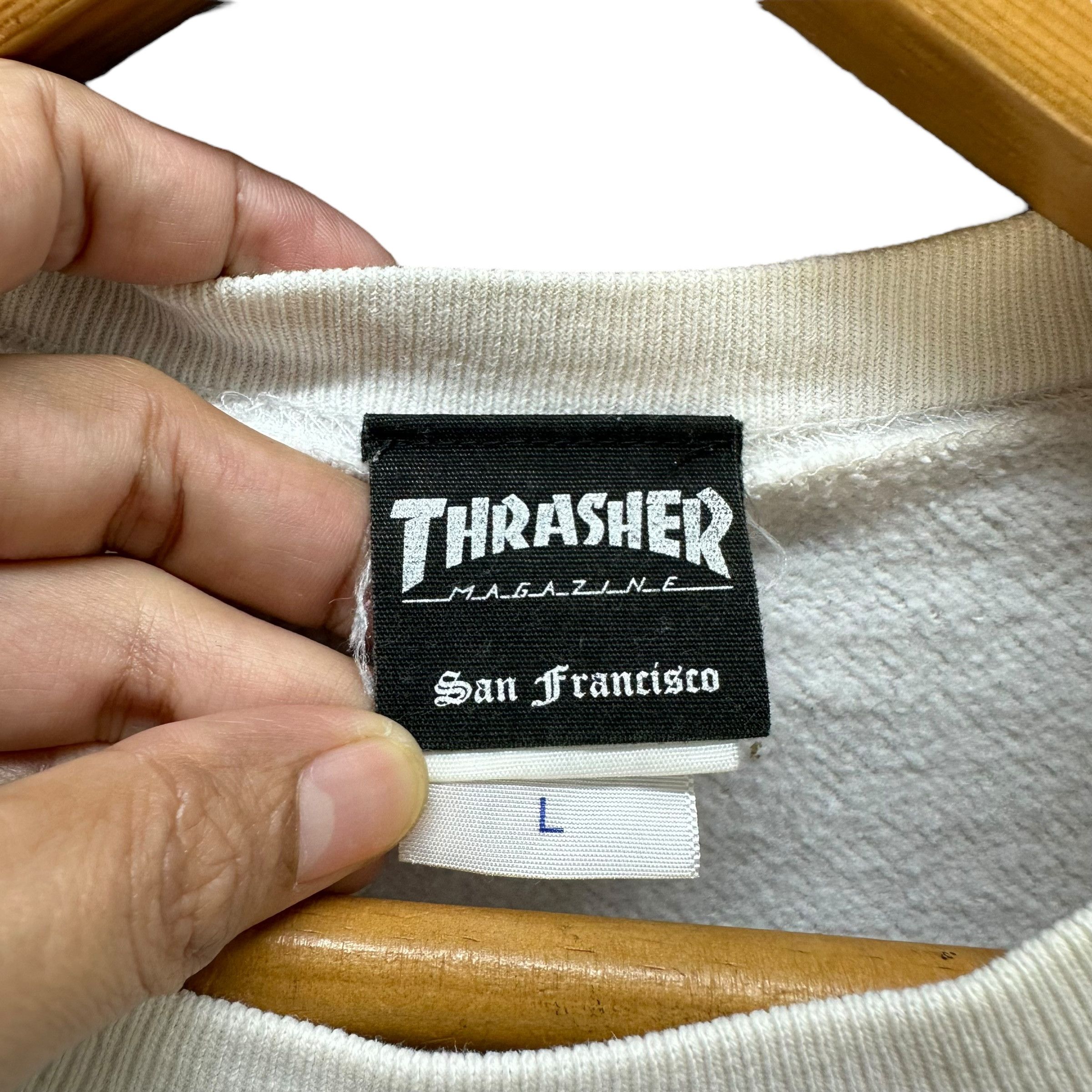 Thrasher Thrasher Magazine Big Logo White Sweatshirts #9141-62 Size US L / EU 52-54 / 3 - 6 Thumbnail