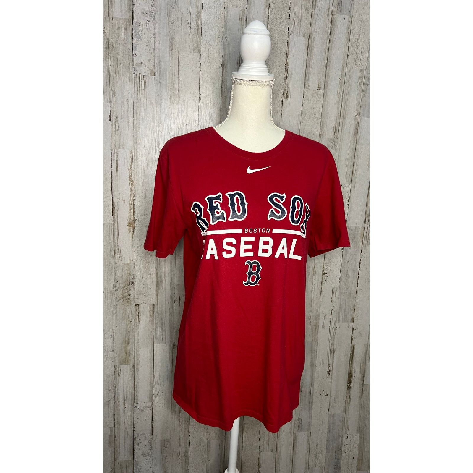 Nike Nike Boston Red Sox Men's Red Graphic T-Shirt Size Medium Size US M / EU 48-50 / 2 - 1 Thumbnail