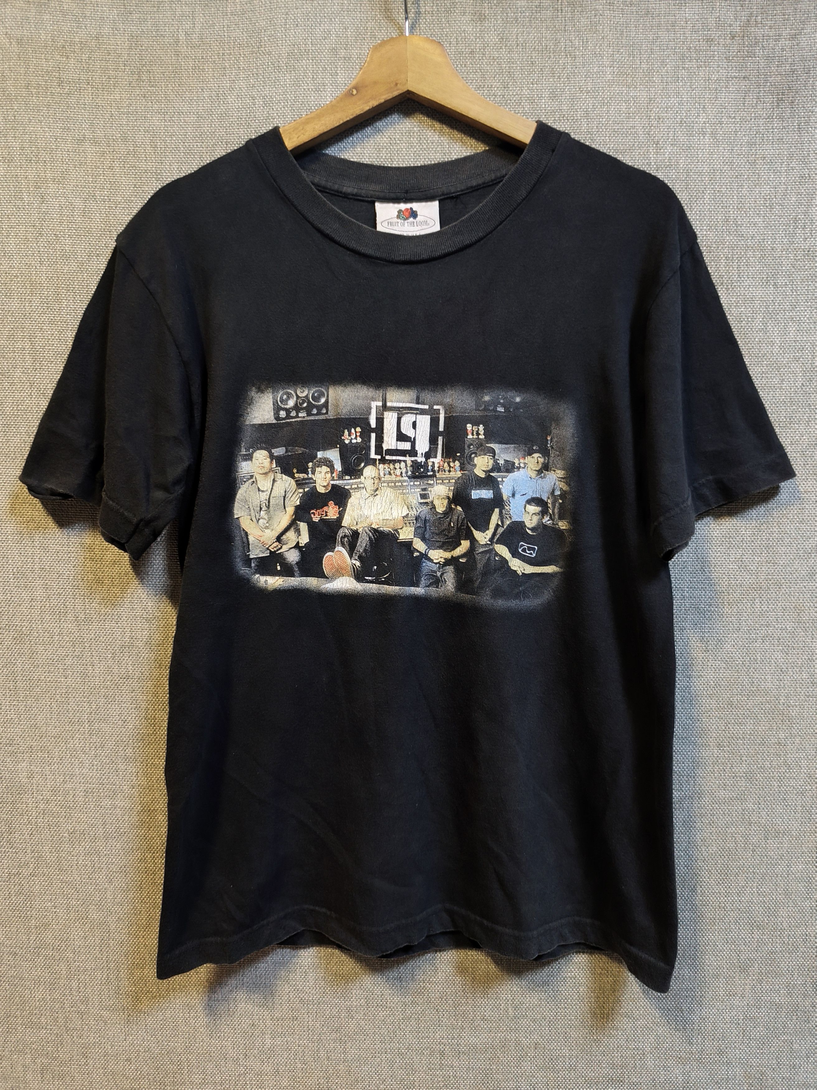 Band Tees VTG 2000s Linkin Park "In The Studio" Photo Tee - FOTL Size US S / EU 44-46 / 1 - 1 Thumbnail
