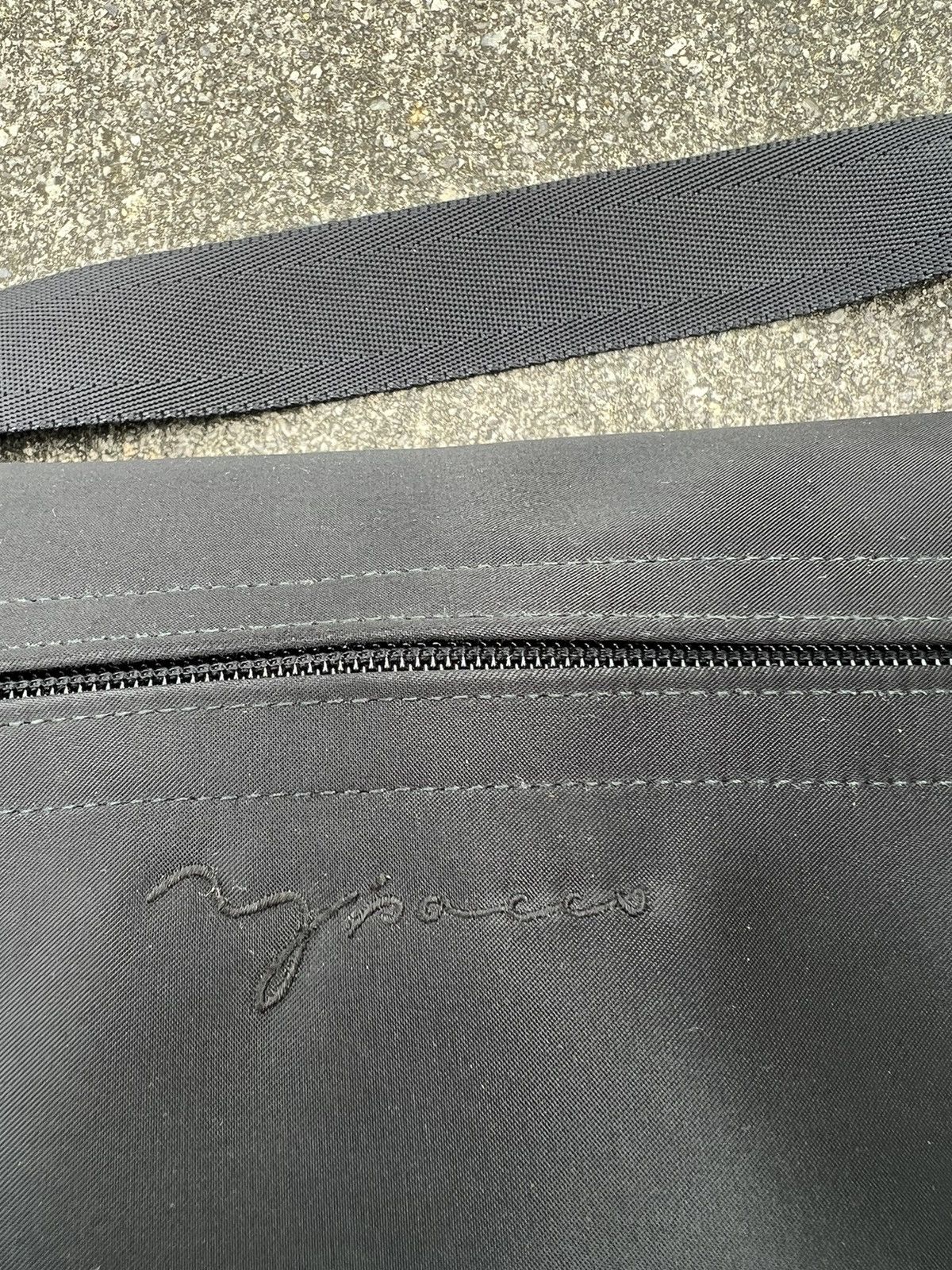 Yohji Yamamoto Vintage Yohji Yamamoto Y’saccs Pour Homme Sling Bag Black Size ONE SIZE - 8 Thumbnail