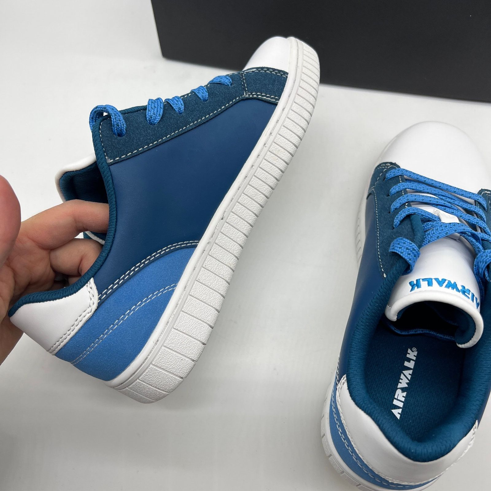 Airwalk AIRWALK Stevie Skateboarding Shoes Size 5.5 Navy Light Blue Size US 5.5 / IT 35.5 - 10 Thumbnail