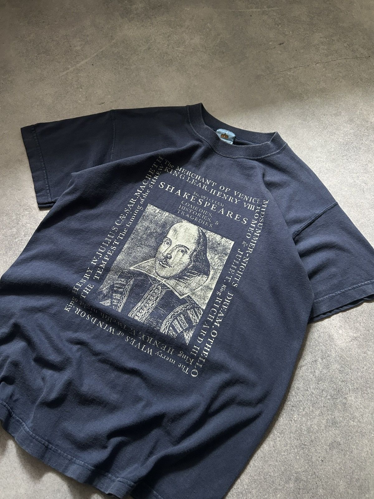Vintage Vintage Shakespeares big logo shirt mens blue Size US M / EU 48-50 / 2 - 2 Thumbnail