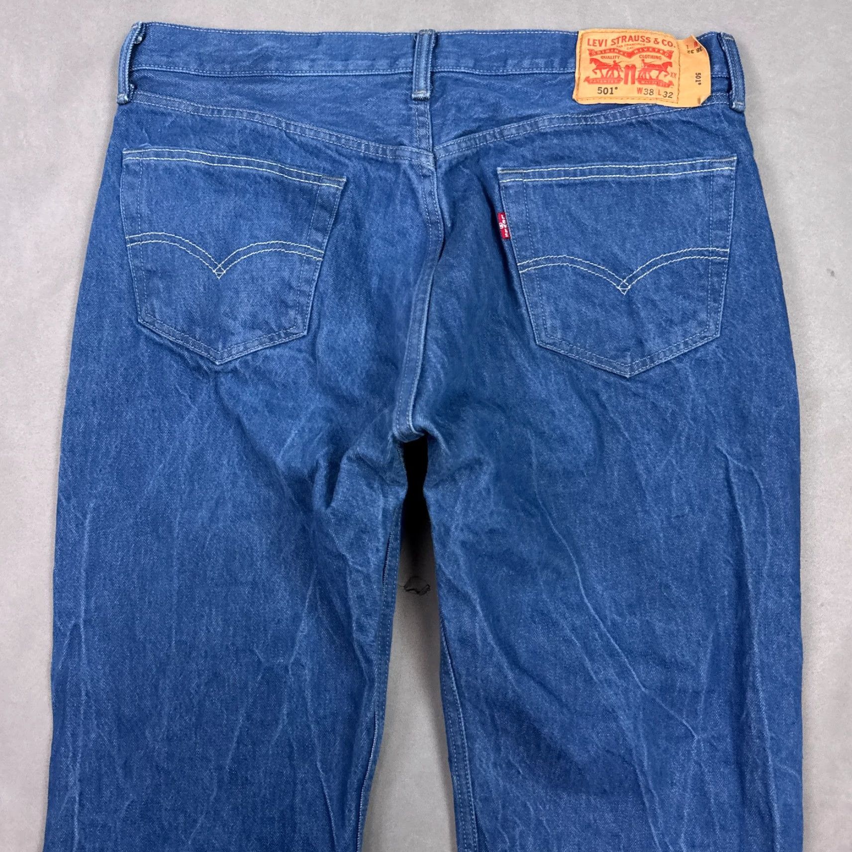 Levi's Levi's 501 Jeans Mens 36x30 Denim Button Fly Straight Blue Denim Pants 5-Pocket Classic Fit Vintage: No Mens Size US 38 / EU 54 - 5 Thumbnail