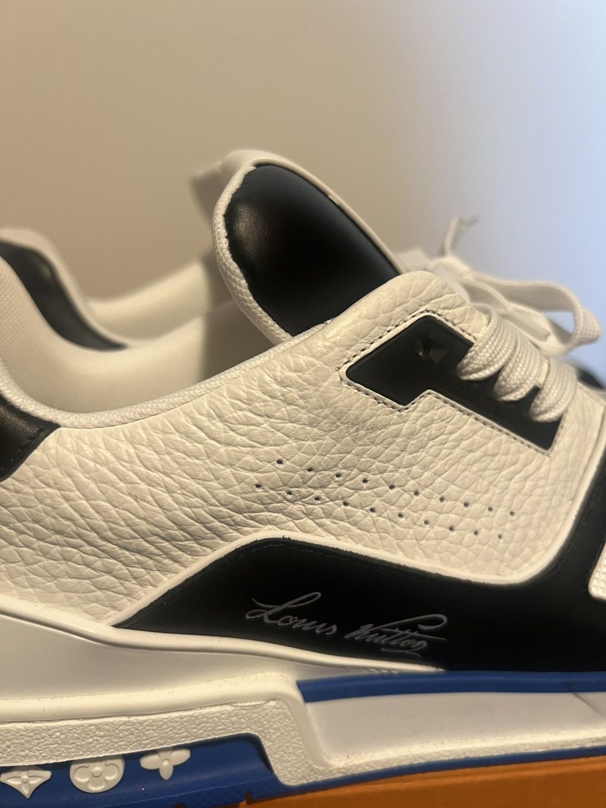 Louis Vuitton Louis Vuitton Trainer Size US 12 / EU 45 - 8 Thumbnail