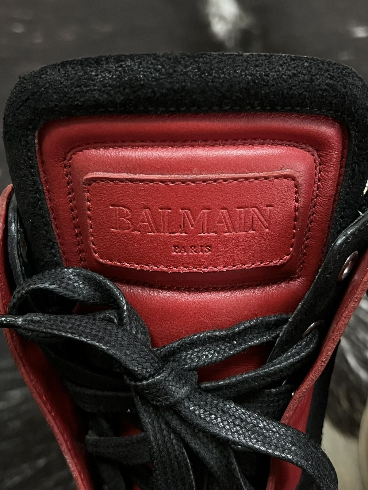 Balmain Balmain FW15 Bred Logo Dunks Size US 9 / EU 42 - 4 Thumbnail