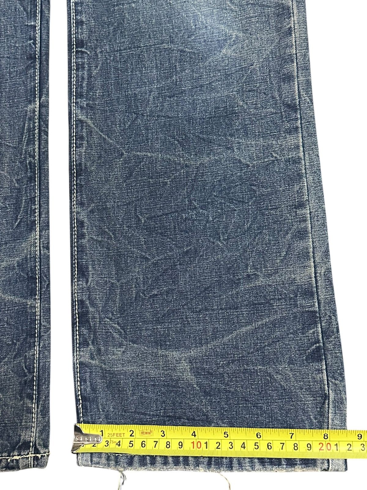 Japanese Brand Vintage Japanese Brand Blue Thunder Wash Distress Jeans Size US 32 / EU 48 - 16 Thumbnail