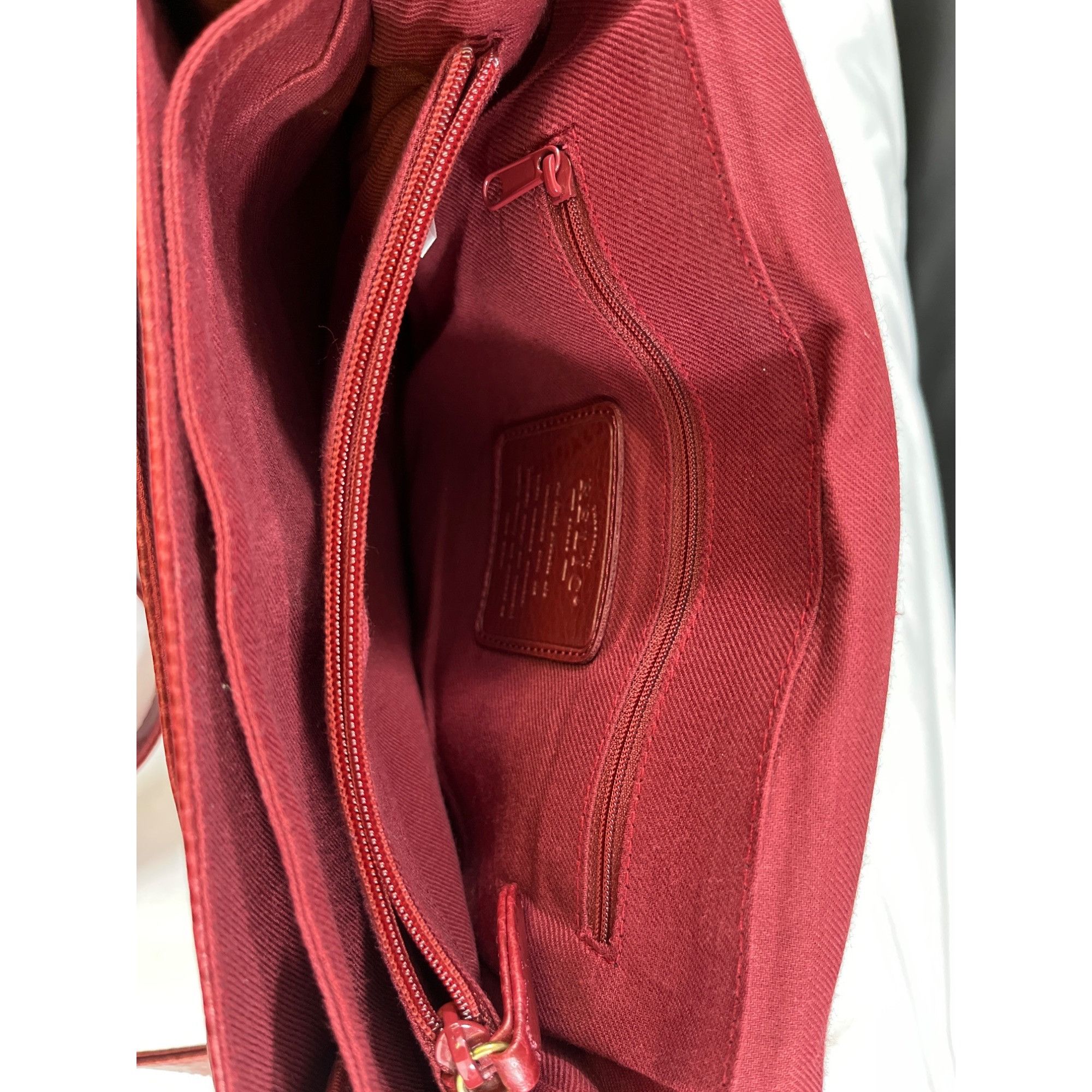 Relic Relic Women's Burgundy Purse/Shoulder/Crossbody Bag SKU 5902 Size ONE SIZE - 6 Thumbnail