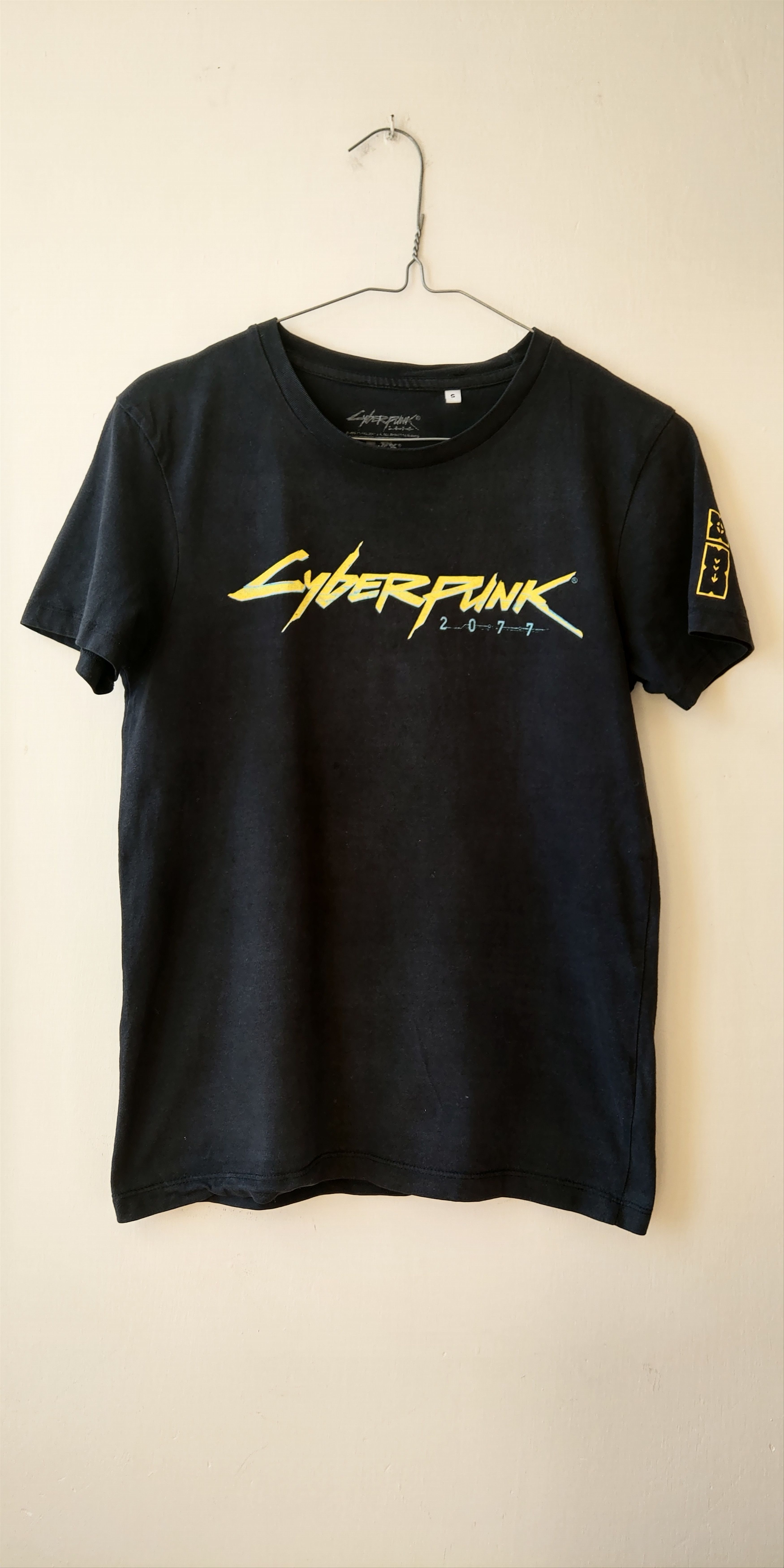 Playstation CYBERPUNK 2007 Unique Shirt Game archive y2k Neo goth witch Size US S / EU 44-46 / 1 - 1 Thumbnail