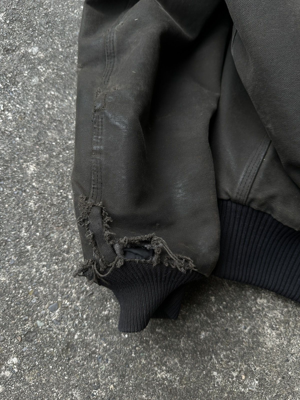 Carhartt Carhartt Hooded work Jacket Faded Black Dirty worn trashed Size US XL / EU 56 / 4 - 8 Thumbnail