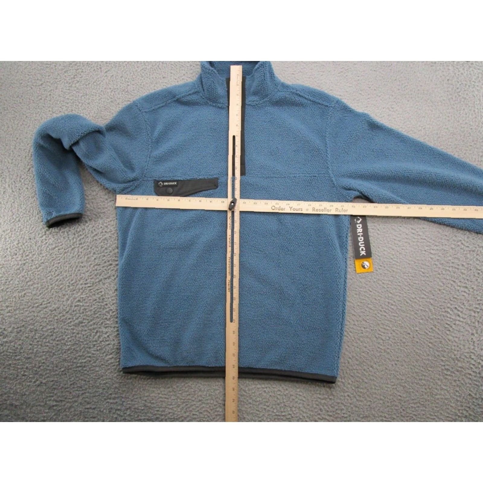 Vintage DRI DUCK Mens Sweater Pullover 1/4 Snap Mountain Fleece Sherpa Jacket Size S Blue Knit Logo Button Casual Outdoor Mens Size US S / EU 44-46 / 1 - 6 Thumbnail