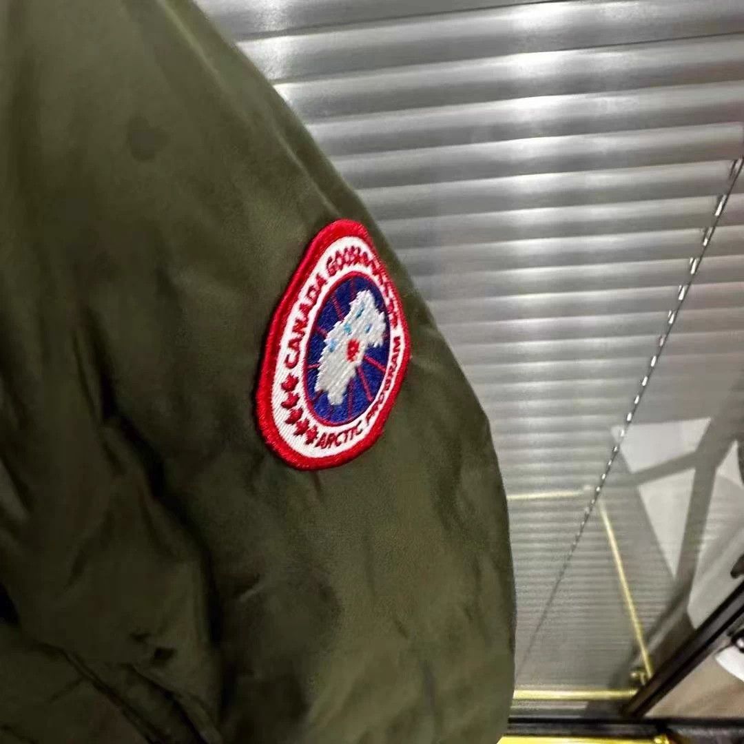 Canada Goose Canada Goose Green Logo Puffer Jacket 95 New XS Size US XS / EU 42 / 0 - 2 Thumbnail