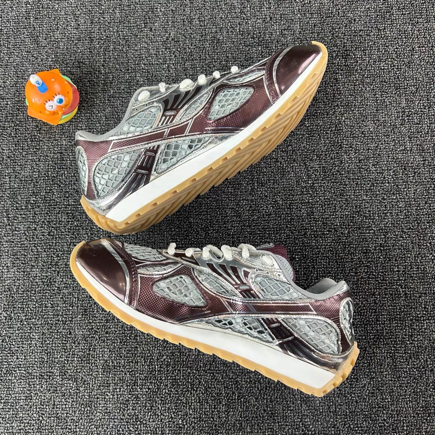Bottega Veneta Bottega Veneta Gray-Red Mirror Sneakers Worn Once Size 39 Size US 8.5 / IT 38.5 - 3 Thumbnail