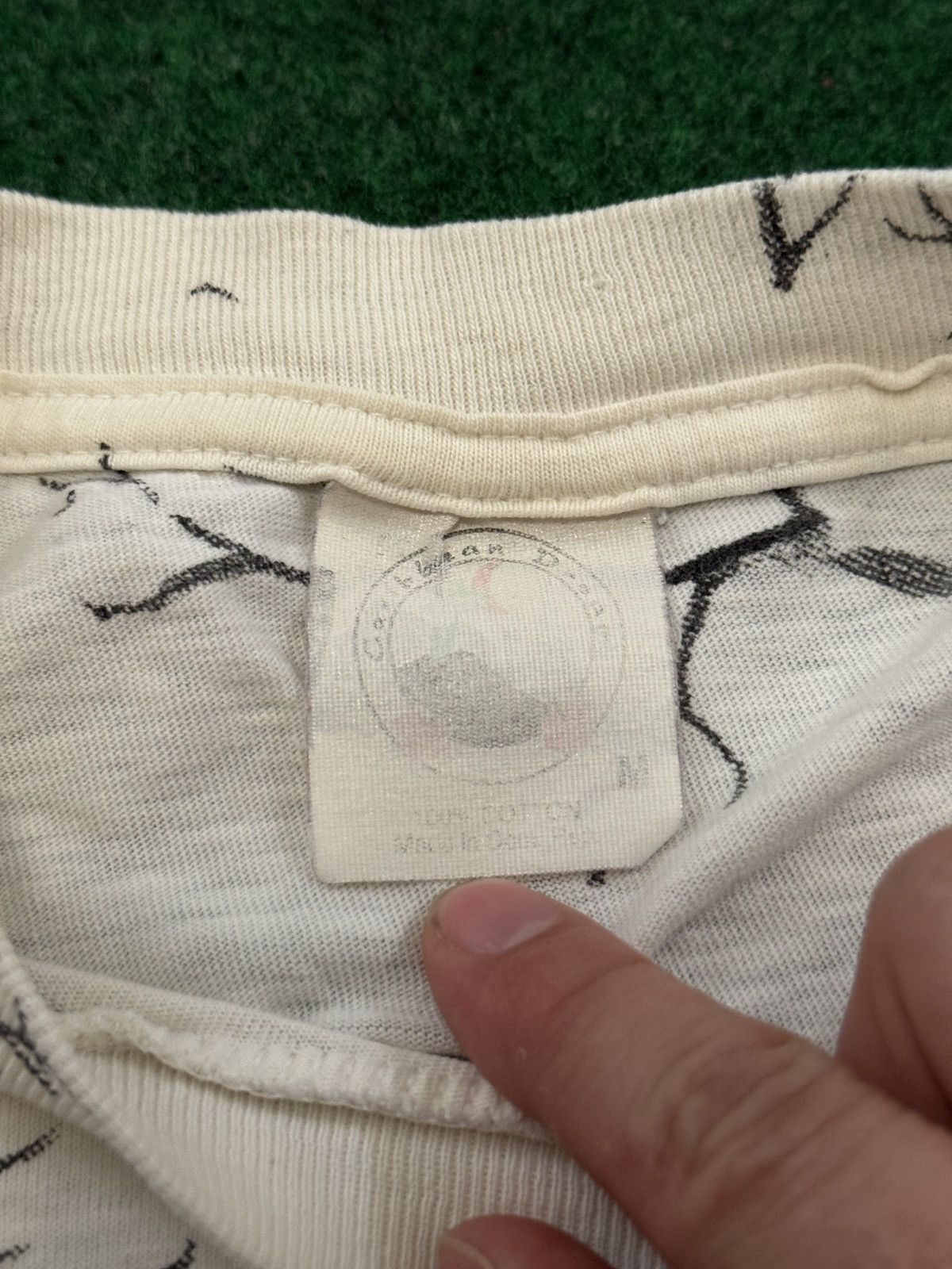 Vintage Vintage 90s Wolf All Over Animal Nature Print Aop T Shirt Size US S / EU 44-46 / 1 - 3 Thumbnail