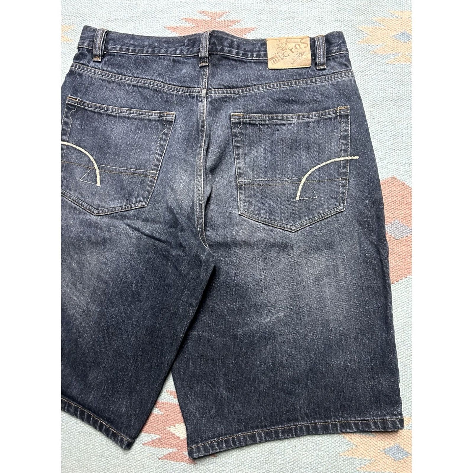 Vintage VINTAGE baggy jeans shorts jorts embroidered wide leg dark wash 33 blue Mens 33 Inseam 12” 21.5” 11.5” Size US 33 - 2 Thumbnail