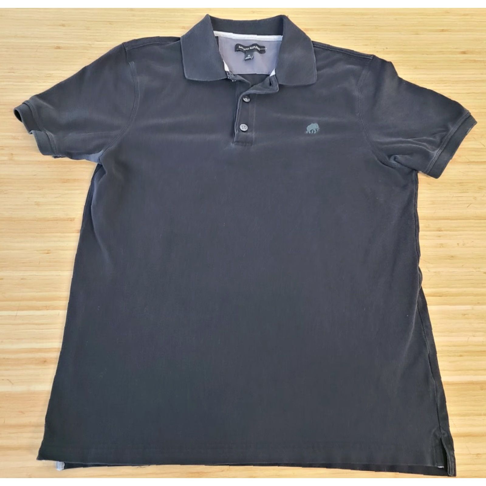 Banana Republic Banana Republic Polo Shirt Short Sleeve Men Black Size M Faded Rugby style Button-Up Shirt Size US M / EU 48-50 / 2 - 4 Thumbnail