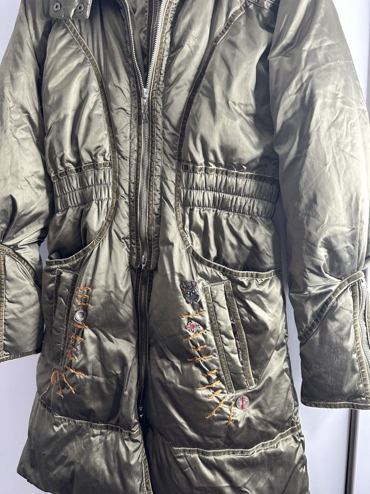 John Galliano John Galliano Green Puffer Coat with Embroidery and Fur Hood Size M / US 6-8 / IT 42-44 - 6 Thumbnail