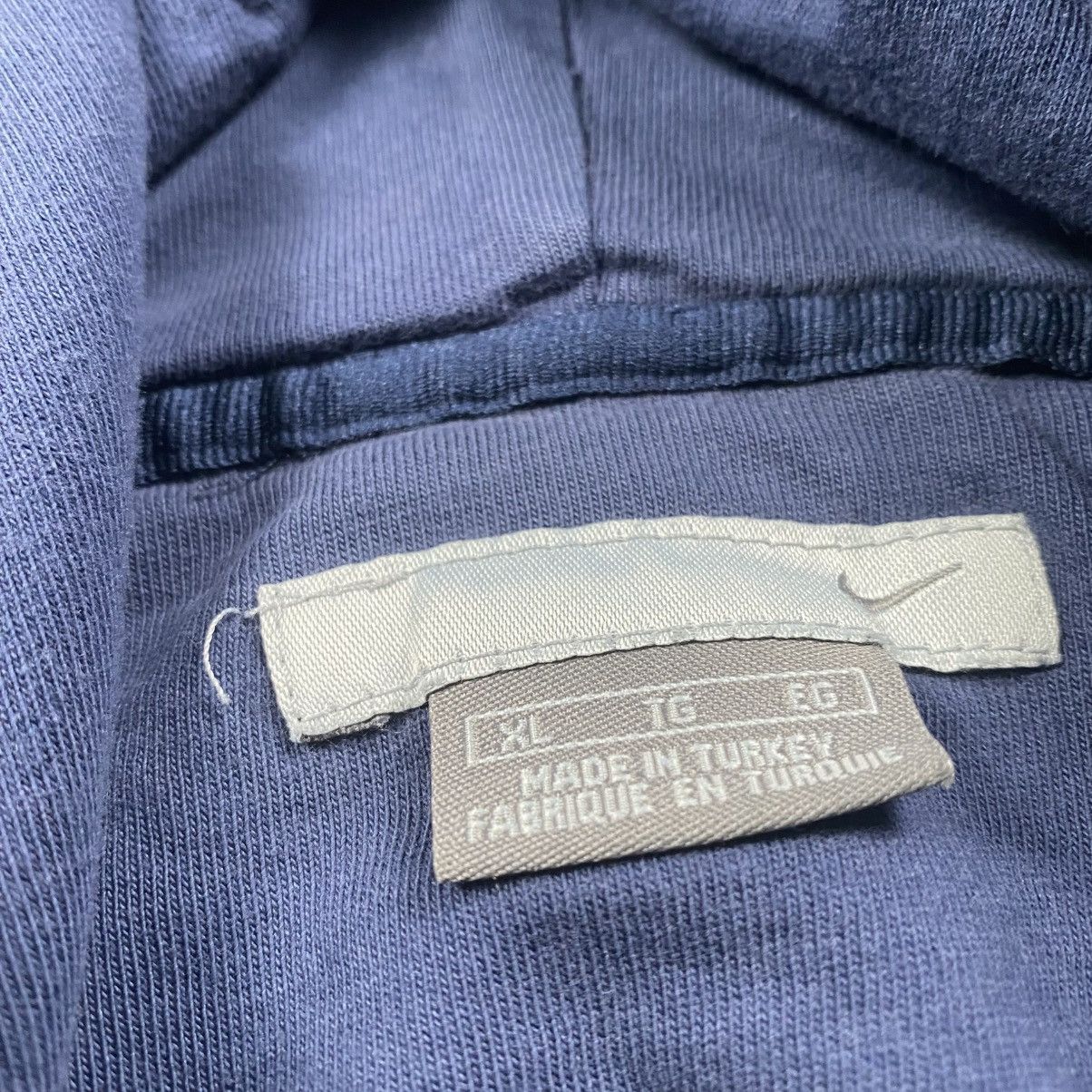 Nike OG Vintage 00’s Nike Swoosh Sunfaded Pullover Size US XL / EU 56 / 4 - 6 Thumbnail