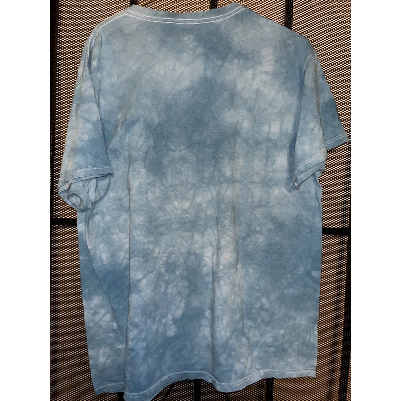 Liquid Blue Liquid Blue White Tiger shirt large tie dye blue Size US L / EU 52-54 / 3 - 3 Thumbnail