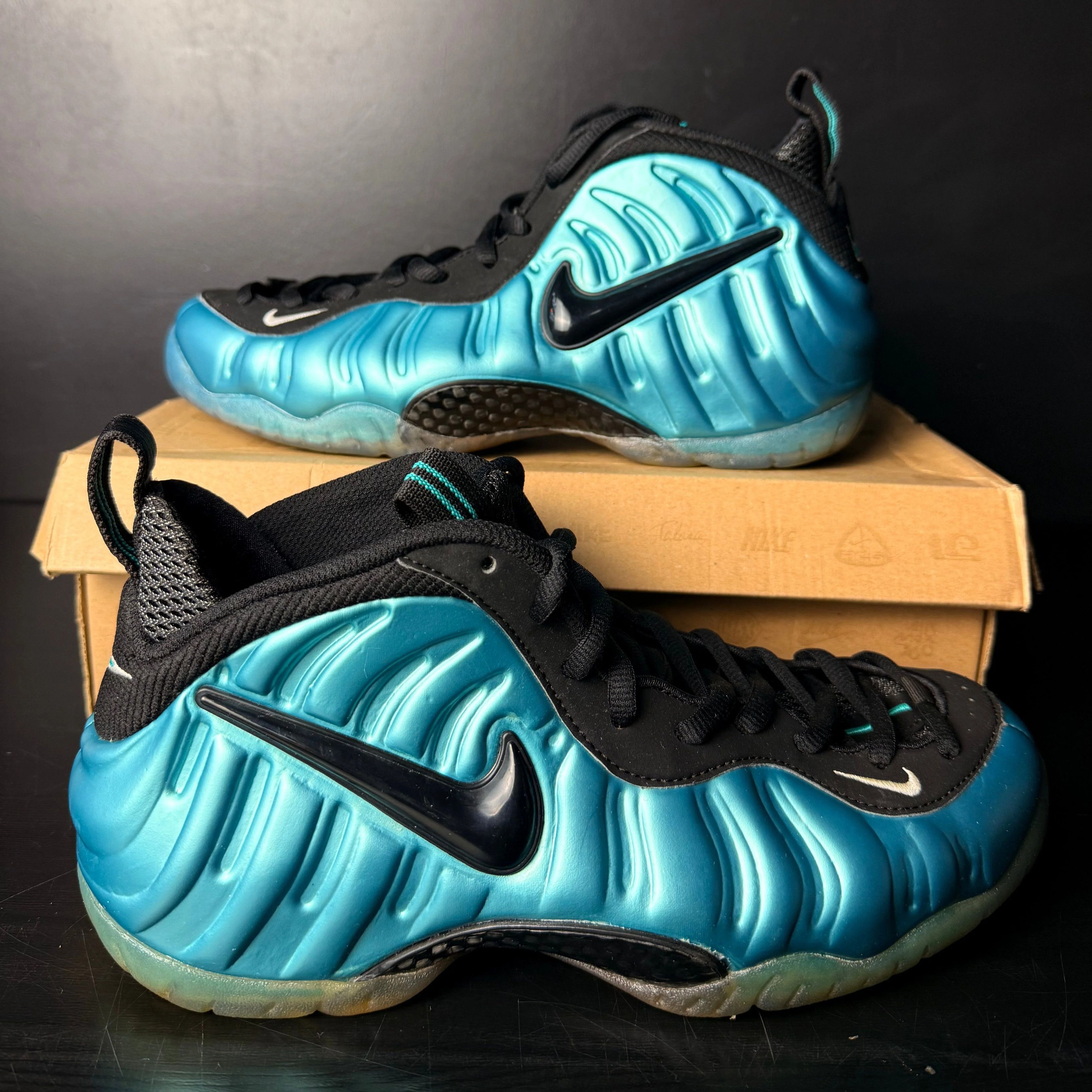 Nike Nike Air Foamposite Pro "Electric Blue" **PRE-OWNED** REP. BOX - 9M Size US 9.5 / EU 42-43 - 1 Thumbnail