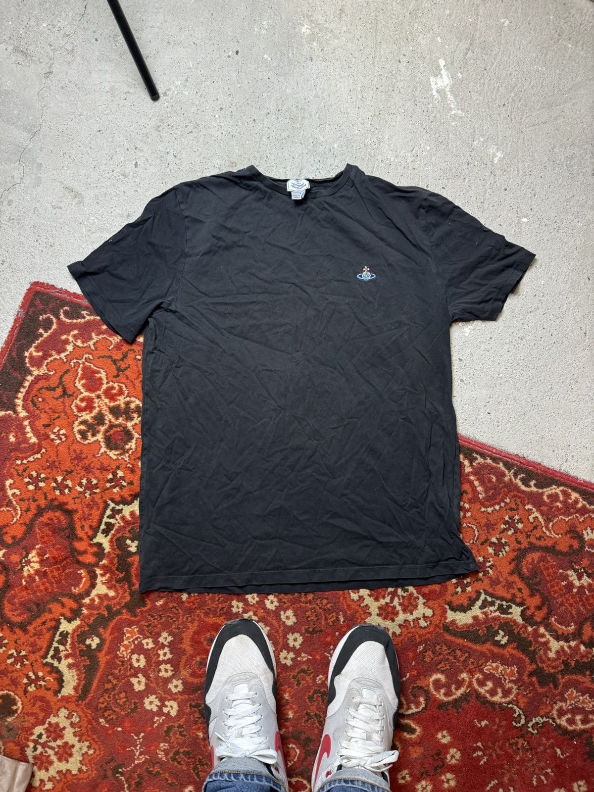 Vintage × Vivienne Westwood Vintage Vivienne Westwood Embroidered Logo Fade T Shirt Size US L / EU 52-54 / 3 - 1 Thumbnail