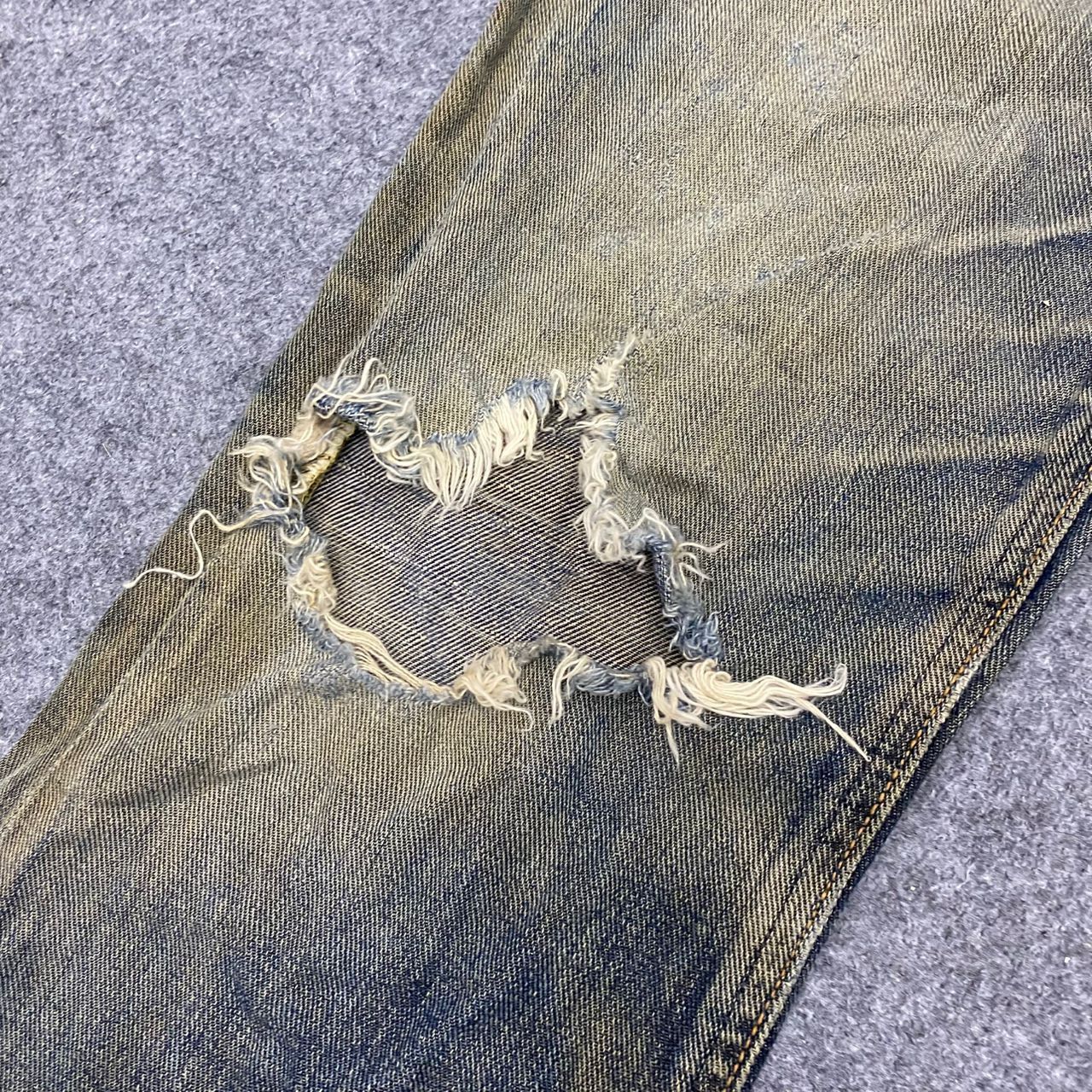 Lee 💥Flare💥Vintage Lee Riders Distressed Denim Size US 31 - 8 Thumbnail