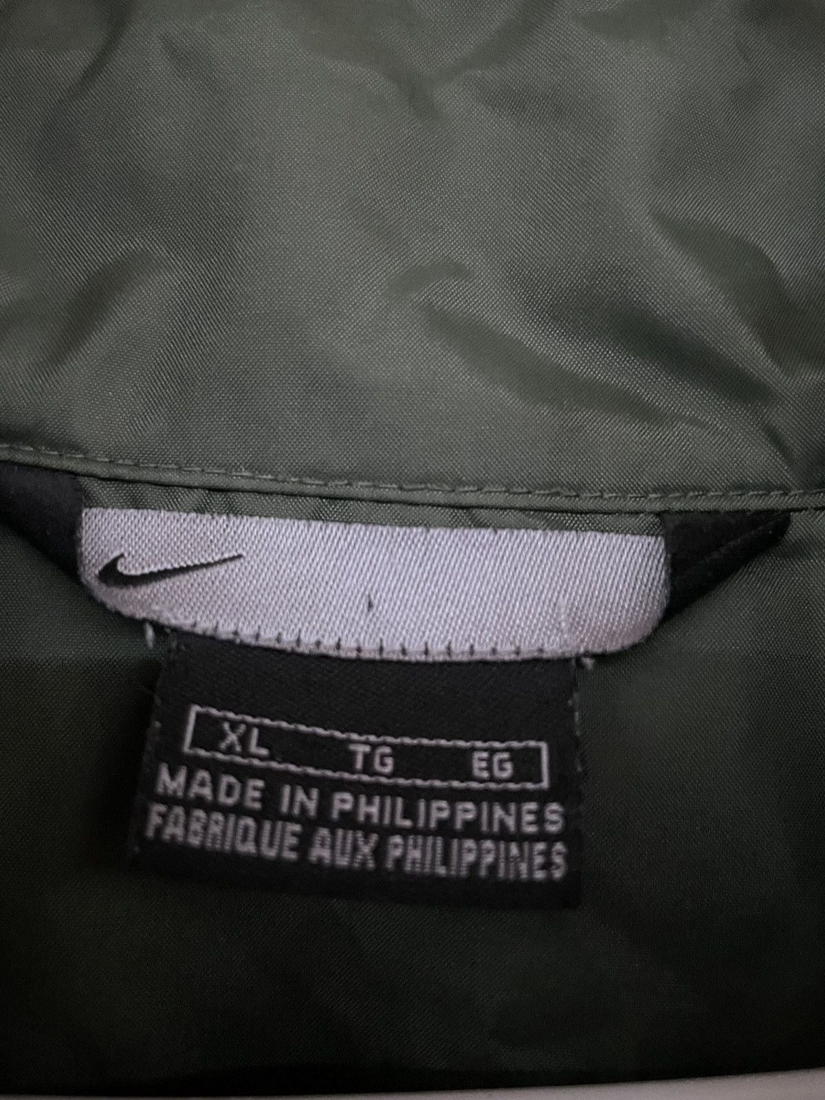 Nike × Vintage Vintage Y2K Nike Windbreaker Jacket Nylon Size US XL / EU 56 / 4 - 2 Thumbnail